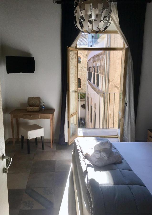 B&B Palazzo Fruscione Салерно Екстериор снимка