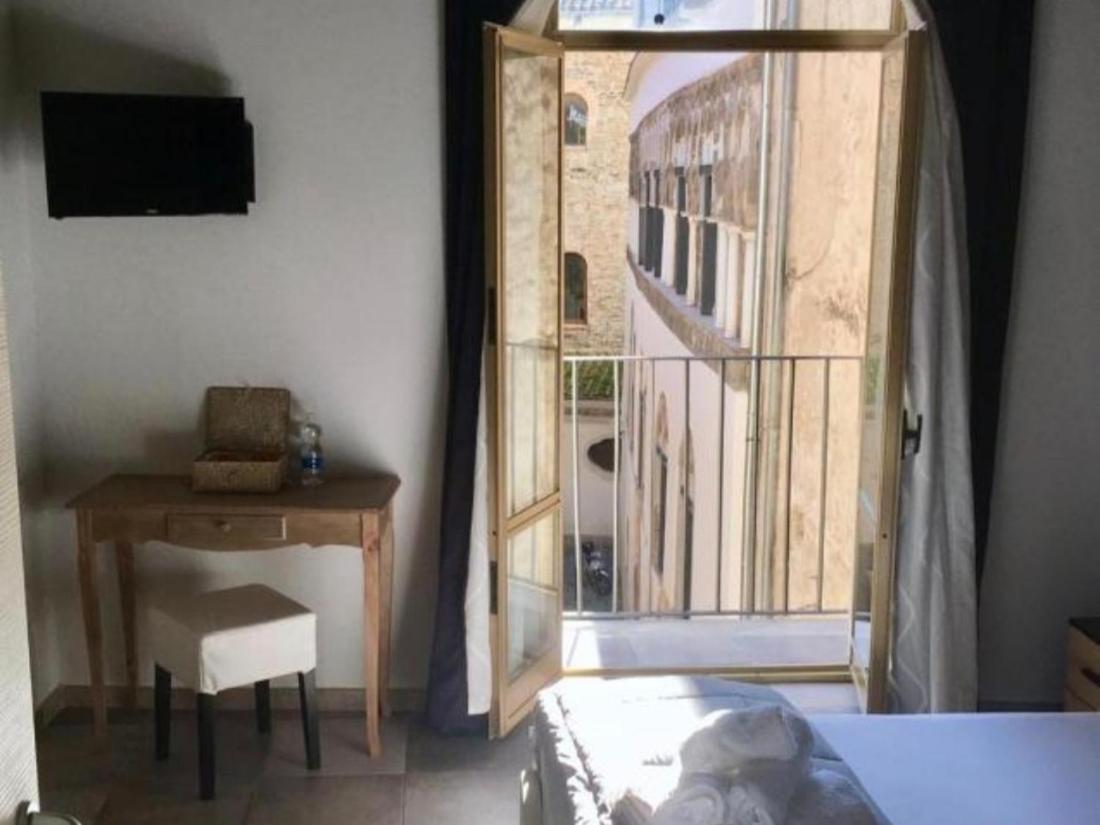 B&B Palazzo Fruscione Салерно Стая снимка